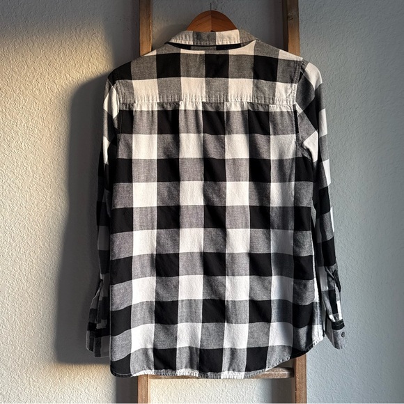 GAP Boyfriend Fit Black & White Checkblock Button Down Top Sz: Small - Picture 7 of 7